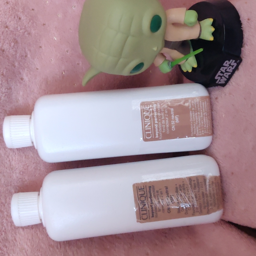 Full Clinic beyond perfection foundation plus concealer cn52 natural (MF)